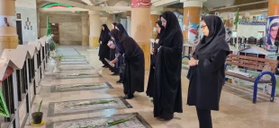 به مناسبت گرامیداشت دهه مبارک فجر و با هدف تجدید میثاق با شهدا؛
ادای احترام جمعی از اساتید آموزشکده ملی مهارت دختران بوشهر به مقام شامخ شهدای بوشهر 10