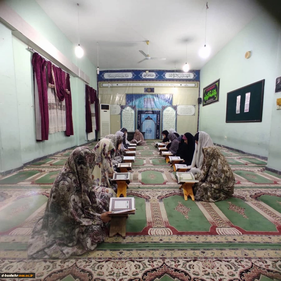 برگزاری محفل انس با قرآن کریم درخوابگاه دانشجویی کوثر آموزشکده ملی مهارت دختران بوشهر 5