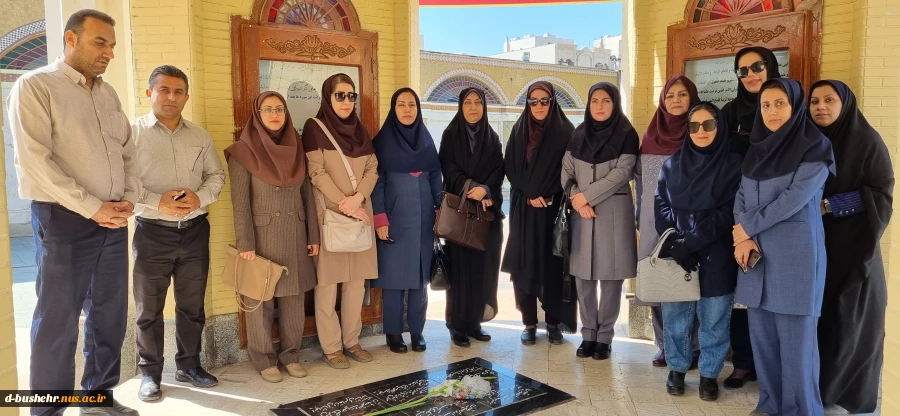 به مناسبت روز بزرگداشت شهدا و با هدف تجدید میثاق با شهدا؛
ادای احترام سرپرست و جمعی از کارکنان آموزشکده ملی مهارت دختران بوشهر به مقام شامخ شهدای بوشهر 2