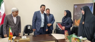 با حضور رئیس دانشگاه ملی مهارت واحد استانی بوشهر برگزار شد؛
آیین تکریم رئیس پیشین و معارفه سرپرست جدید آموزشکده ملی مهارت الزهرا(س) بوشهر 4
