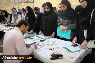 آغاز ثبت‌نام دانشجویان نوورود با استقبال رئیس آموزشکده ملی مهارت دختران بوشهر 8