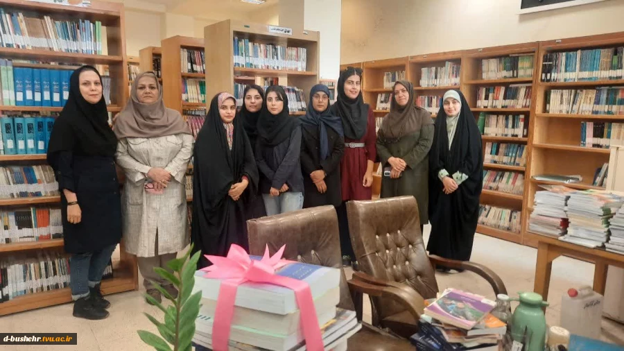 بازدید و فعالیت‌ انجمن علمی رشته حسابداری به مناسبت هفته کتاب، کتابخوانی و کتابدار در کتابخانه آموزشکده ملی مهارت دختران بوشهر 3