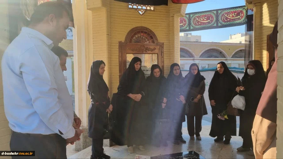 تجدید میثاق دانشگاهیان آموزشکده ملی مهارت دختران بوشهر با آرمان‌های شهدا و بانوی دو عالم در هفته بسیج 4