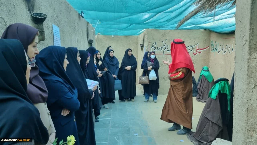 تجدید میثاق دانشگاهیان آموزشکده ملی مهارت دختران بوشهر با آرمان‌های شهدا و بانوی دو عالم در هفته بسیج 15