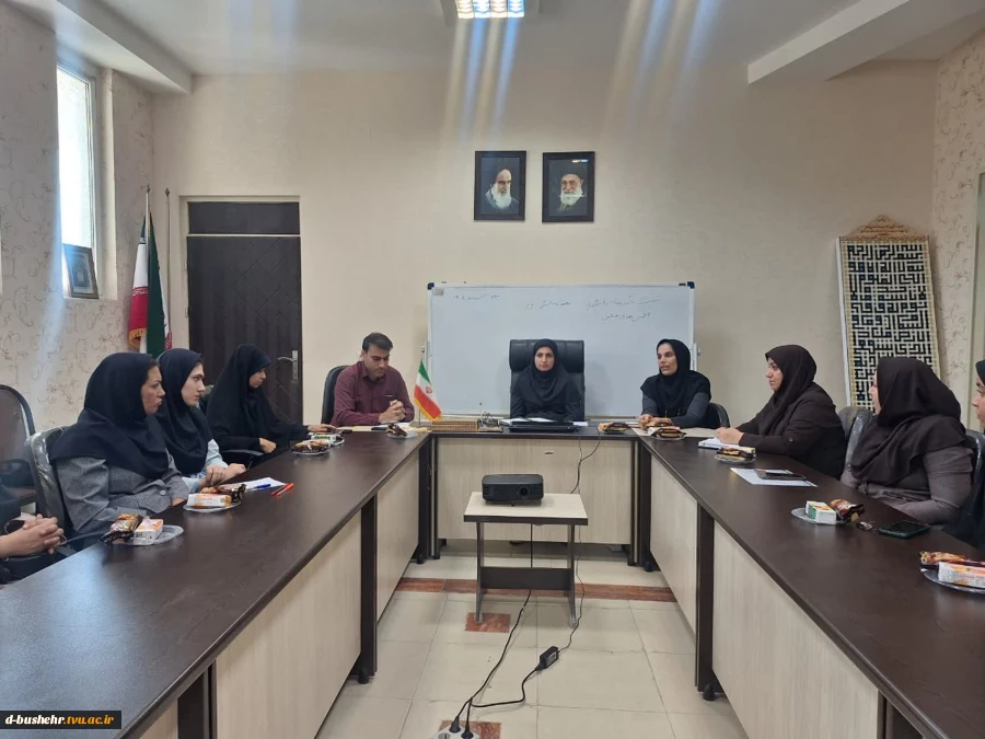 برگزاری جلسه پرسش و پاسخ نمایندگان تشکل‌ها و انجمن‌ها با مسئولان با حضور رئیس آموزشکده ملی مهارت دختران بوشهر 5