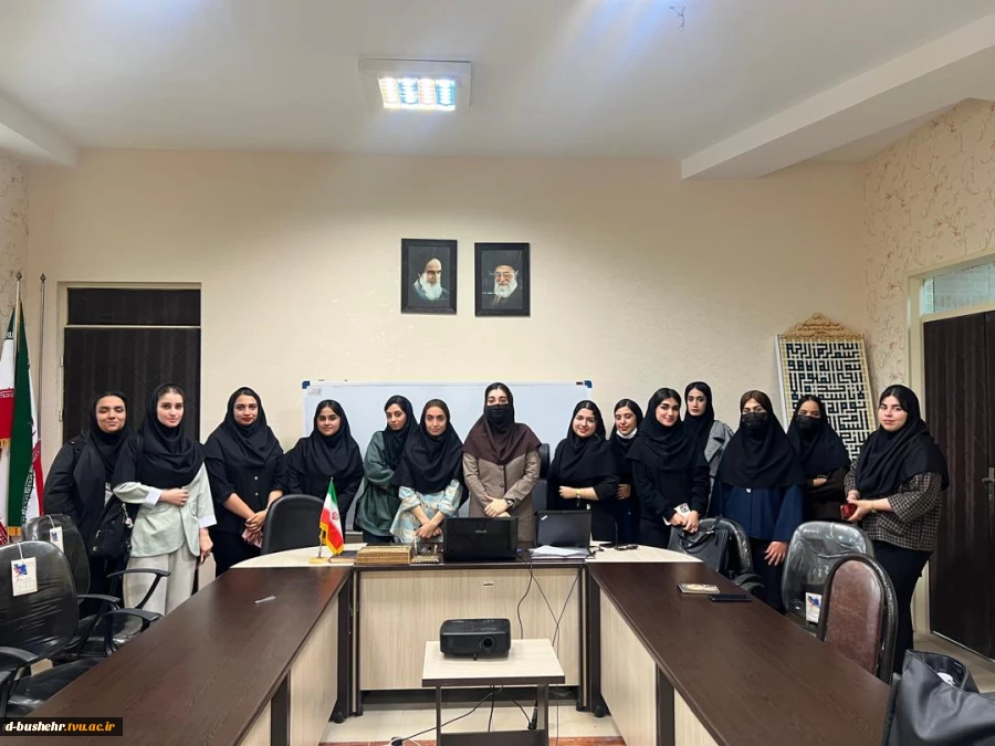 سمینار تخصصی «نقش روانشناسی محیط در خلق معماری انسان‌محور» در آموزشکده ملی مهارت دختران الزهرا(س) بوشهر برگزار شد 2