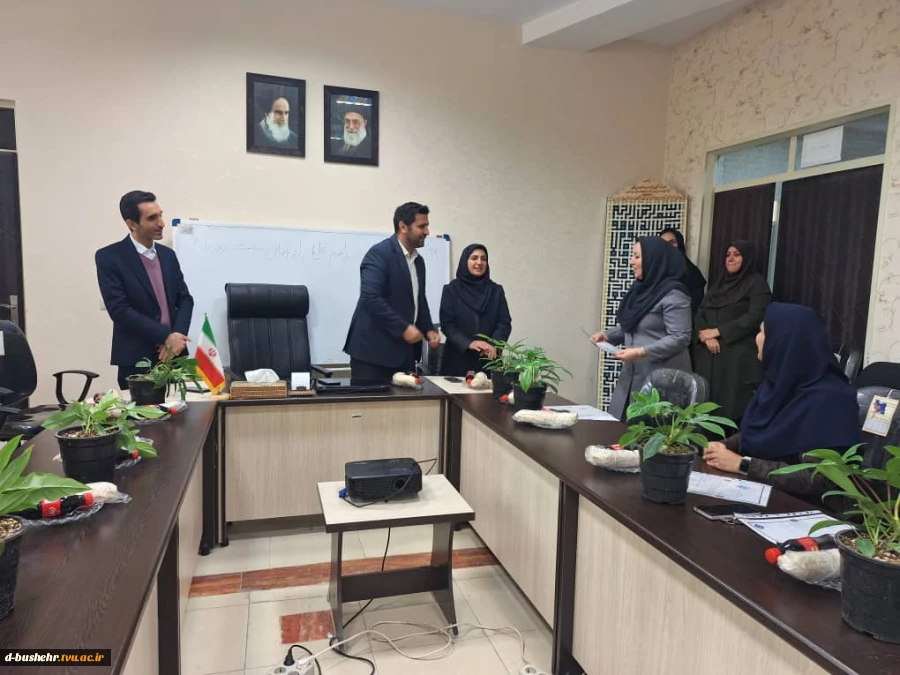 برگزاری مراسم تجلیل از بانوان همکار آموزشکده ملی مهارت دختران بوشهر به مناسبت روز زن و شب یلدا 10