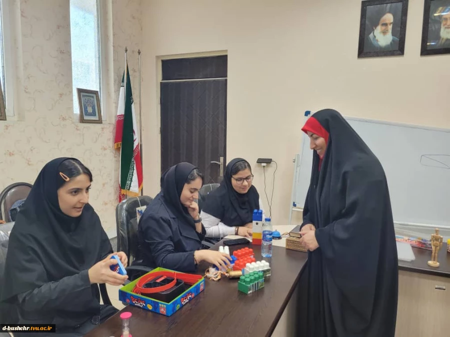 برگزاری کارگاه «جادوی حواس در آموزش هنر به روش مونته‌سوری» در آموزشکده ملی مهارت دختران الزهرا(س) بوشهر 6