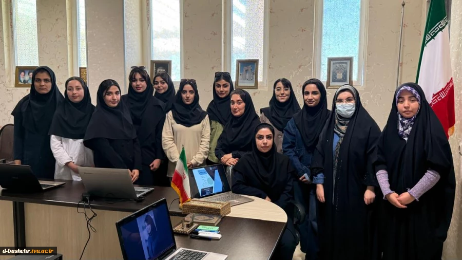 برگزاری نمایشگاه طراحی دیجیتال در آموزشکده ملی مهارت دختران الزهرا(س) بوشهر 3