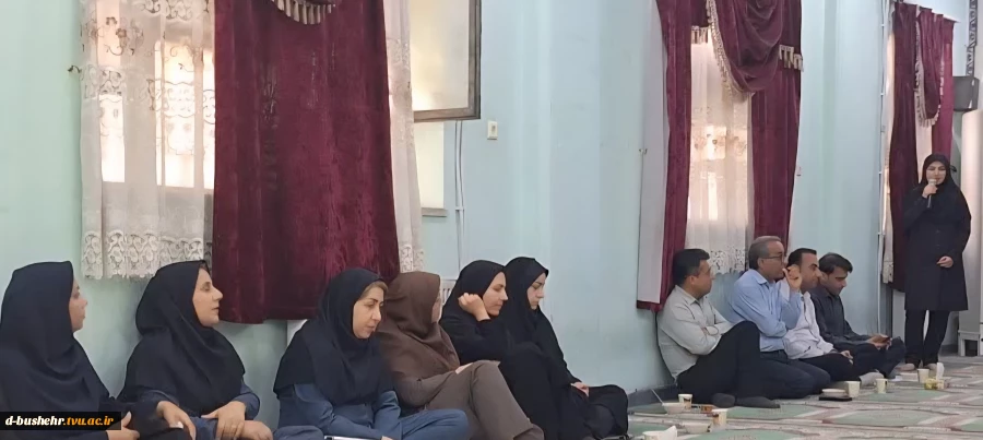 برگزاری مراسم قرائت دعای زیارت عاشورا در آموزشکده ملی مهارت دختران بوشهر 5
