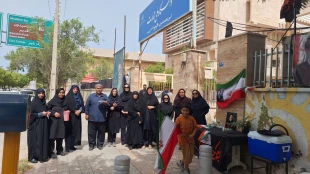 برپایی ایستگاه صلواتی دومین سالگرد شهادت آیت‌الله رئیسی در آموزشکده دختران بوشهر 2