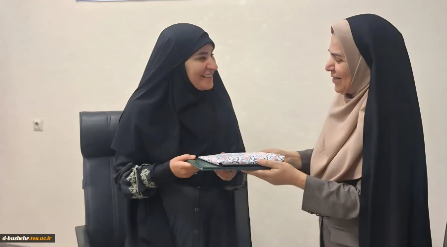 نشست تبیینی «فرهنگ ولایت‌مداری» در آموزشکده دختران بوشهر برگزار شد 3
