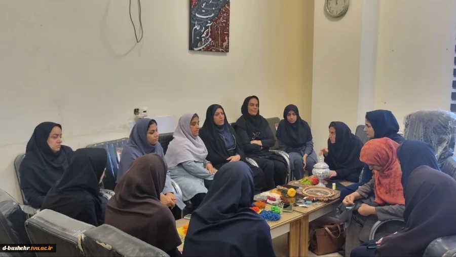 کارگاه آموزشی بخارادوزی در آموزشکده دختران بوشهر برگزار شد 7