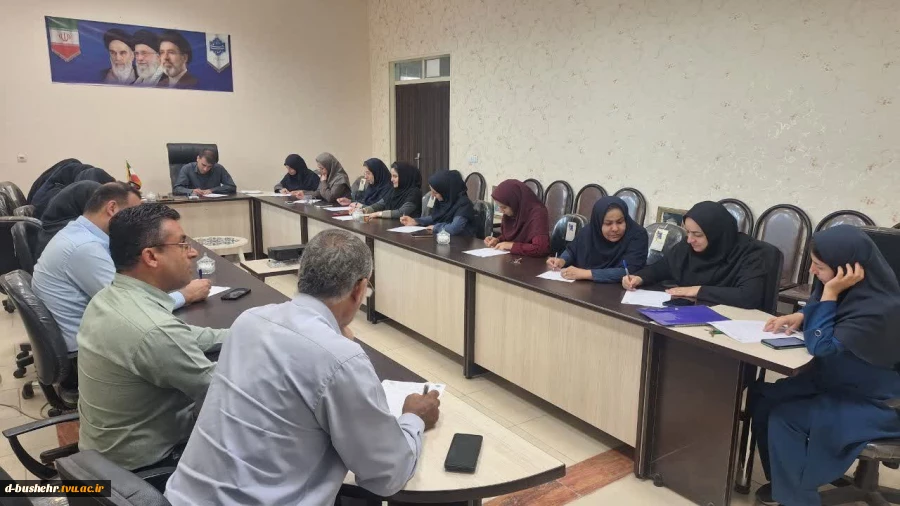 برگزاری مسابقه کتابخوانی «گزیده ای از زندگی نامه حضرت آیت الله سید مجتبی حسینی خامنه ای» در آموزشکده دختران بوشهر 4