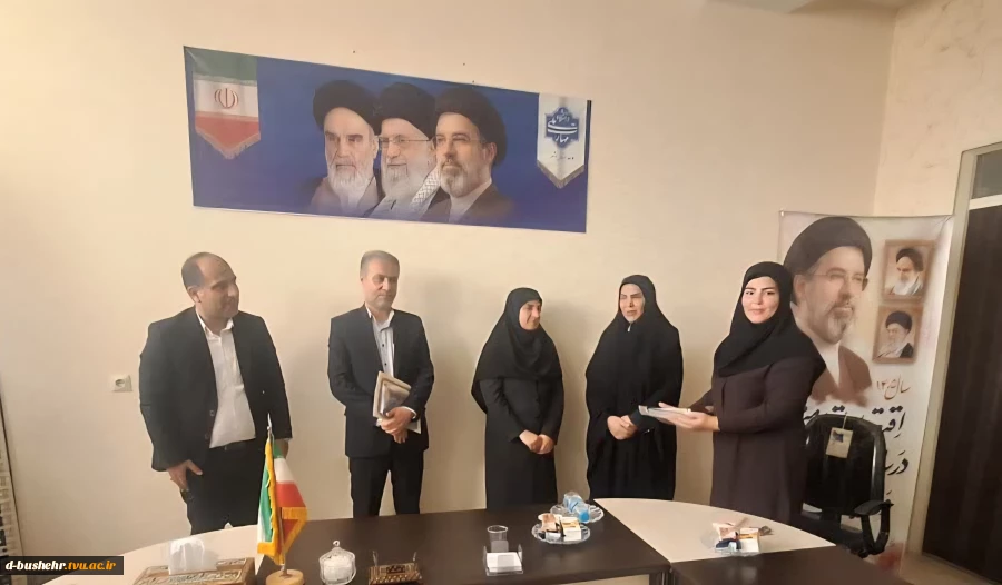 برگزاری نشست بصیرتی هفته دفاع مقدس در آموزشکده دختران بوشهر 5