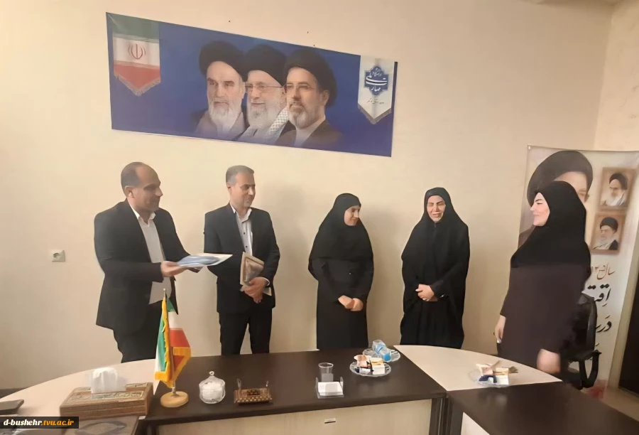 برگزاری نشست بصیرتی هفته دفاع مقدس در آموزشکده دختران بوشهر 6